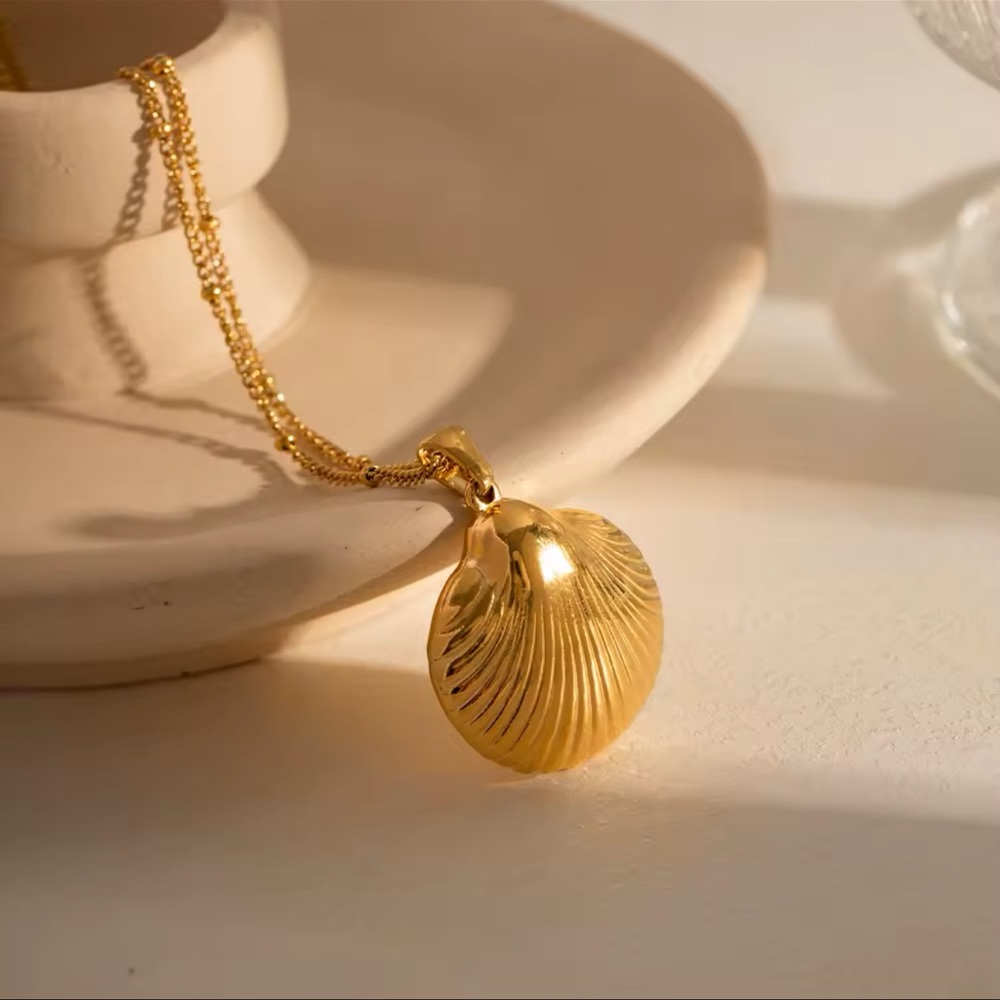 ◾️18K Gold Plated Natural Shell Pendant Necklace